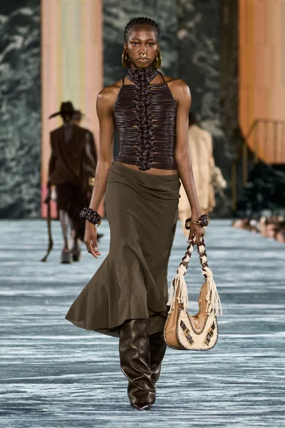 Look 81